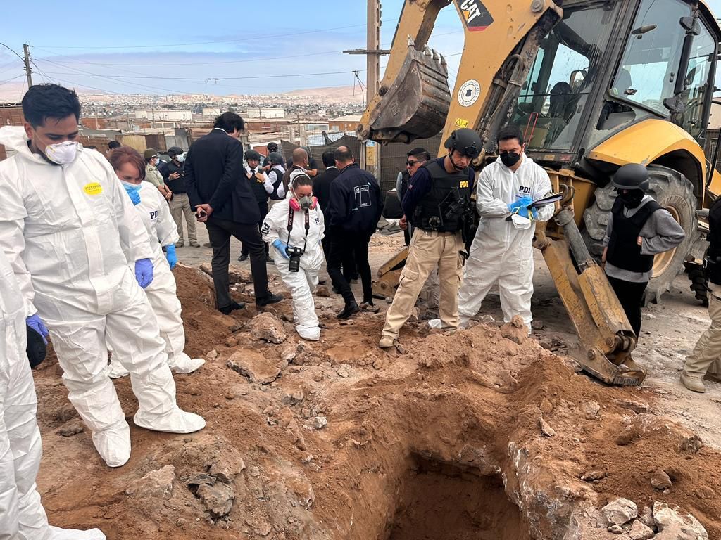 Determinan Que Cuerpos Encontrados En Arica Son De Hombres Enterrados